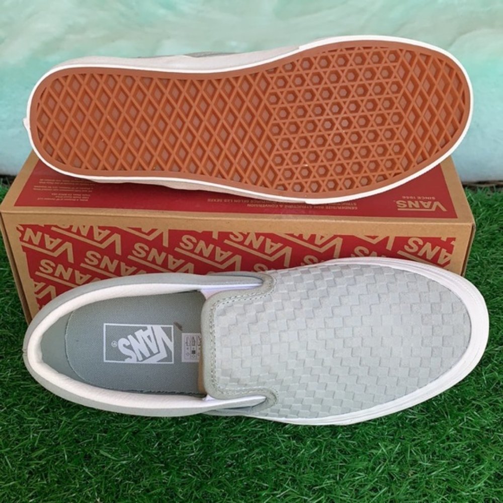 UNISEX VANS CLASSIC SLIP ON Embossmnichk Mrggrytrwht - Picture 3 of 14